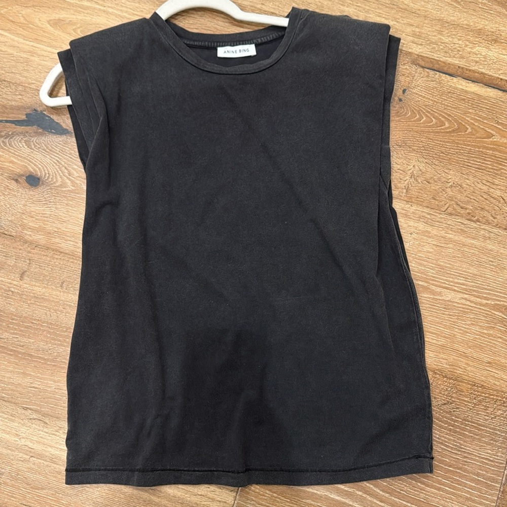 Anine Bing Tanner Padded Shoulder Tank
Faded black